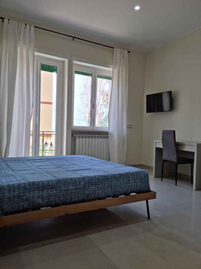 Casa Sofia Apartment กาเอตา ภายนอก รูปภาพ