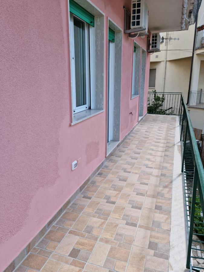 Casa Sofia Apartment กาเอตา ภายนอก รูปภาพ